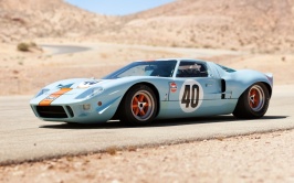 384521_Ford_GT40_Gulf-Oil_Le_1920x1200_(www_GdeFon_ru).jpg