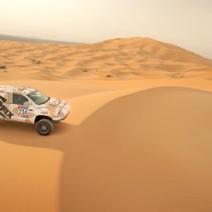 Airfix_Dakar_Toyota_Tundra_3
