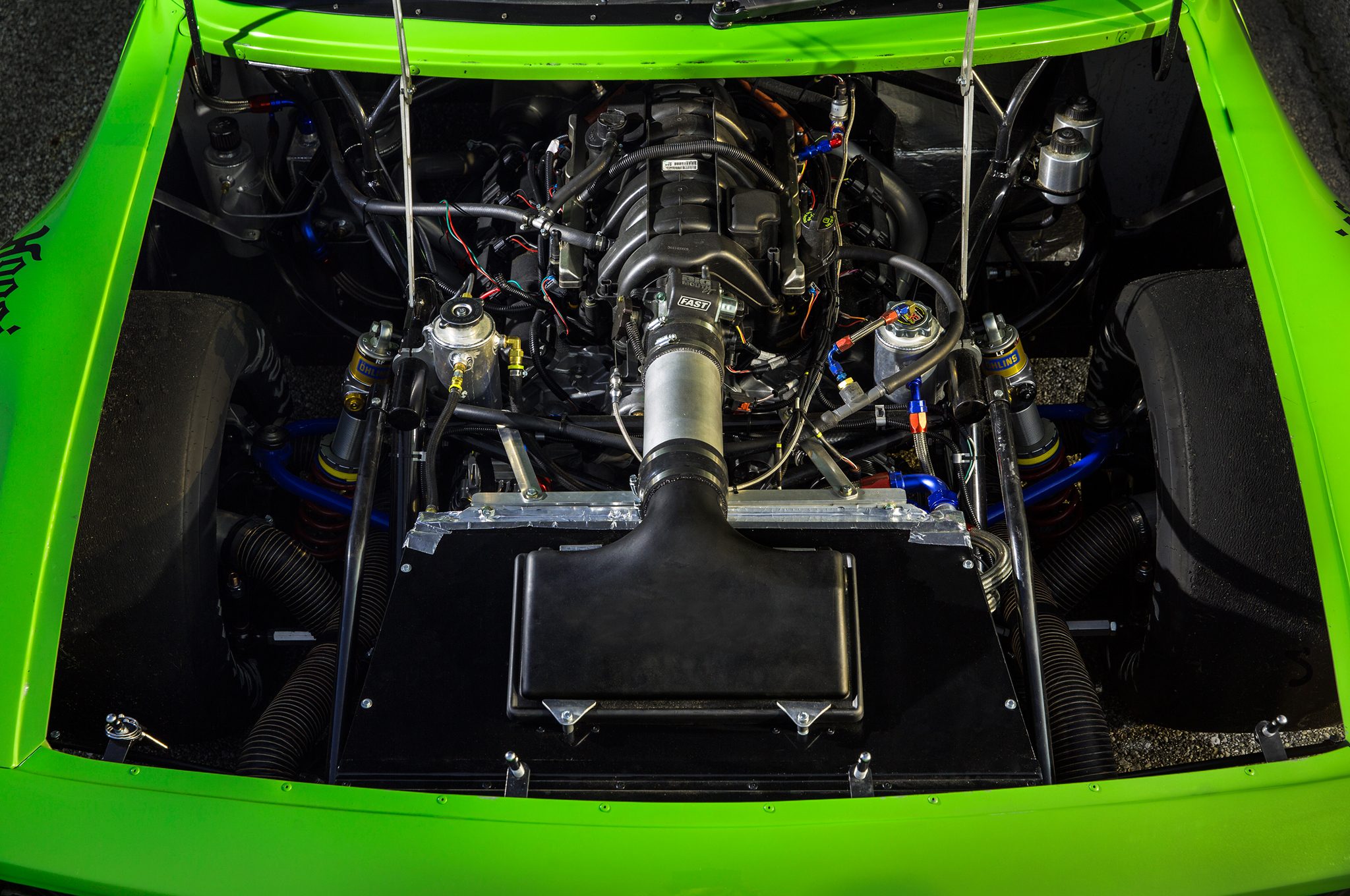 2015-dodge-challenger-srt-trans-am-racecar-engine-02.jpg