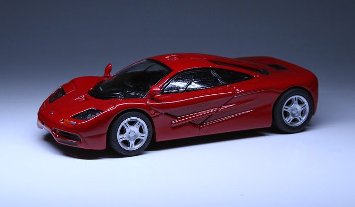 Mclaren+F1+(2009+British+Sports+Car+Collection:Red).jpg