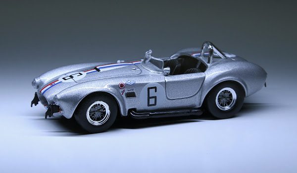 Shelby+Cobra+427+(2010+USA+Sports+Car+Minicar+Collection:Silver+w+tampo).jpg