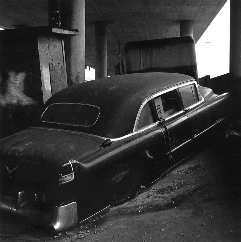 4+City+Places%252C+Abandoned+Car+IMG_4337.JPG