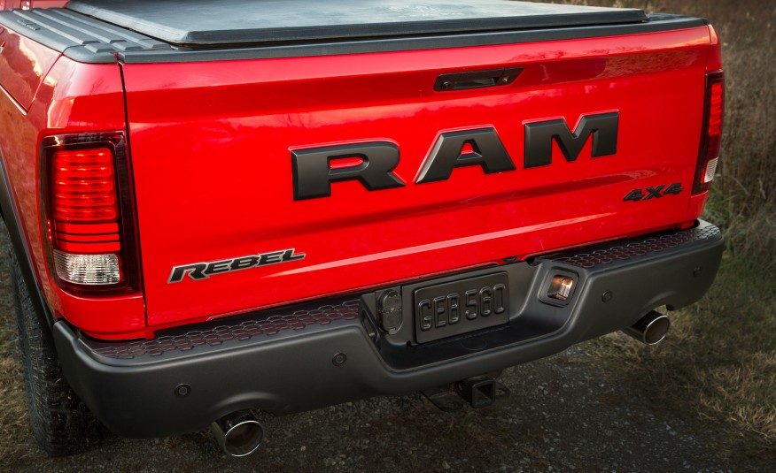 2015-Ram-1500-Rebel-124-876x535.jpg