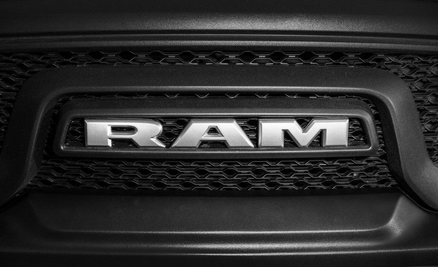 2015-Ram-1500-Rebel-125-876x535.jpg