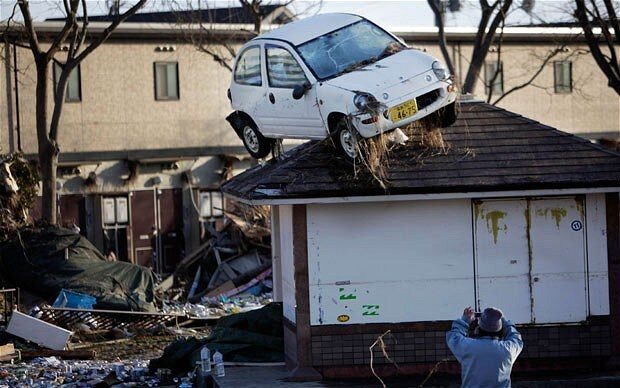 Japan-car-roof_1847249i.jpg