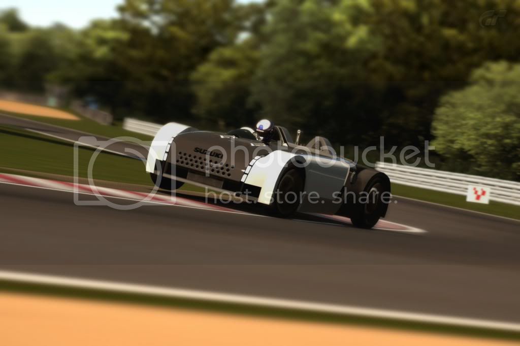 BrandsHatchGrandPrixCircuit_17_zpsd8c1a9d8.jpg