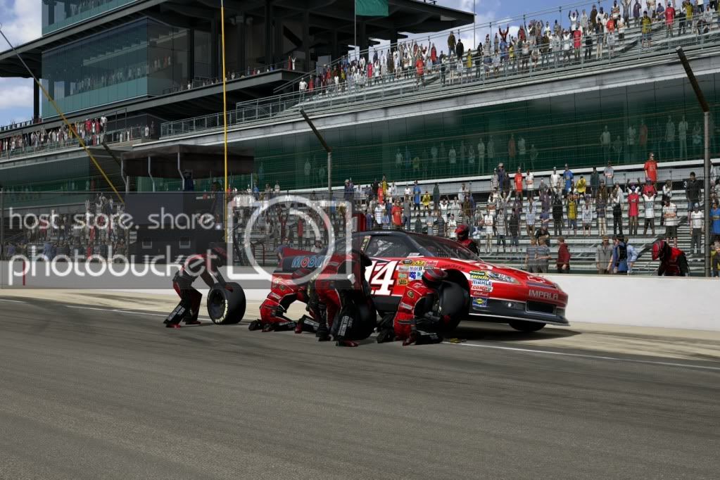 Indy-NASCARPitStop_1.jpg