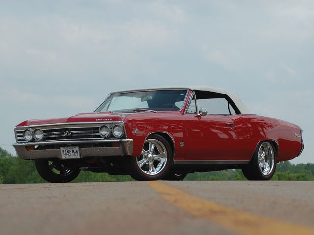 ccrp_0803_04_z%2B1967_chevy_chevelle%2Bfront_side_view.jpg