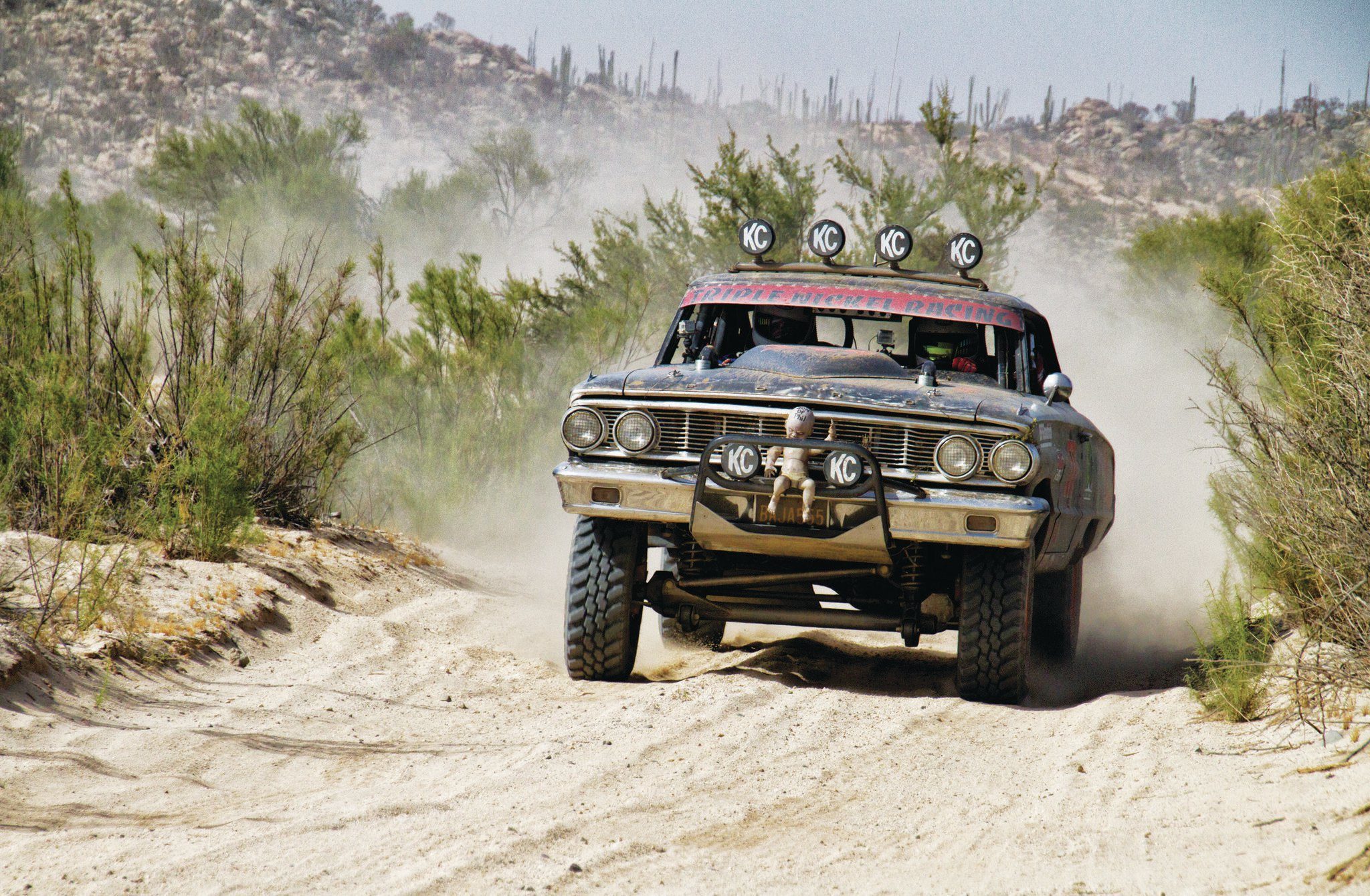 1964-ford-galaxie-rene-aguirre-de-la-baja-galaxia.jpg