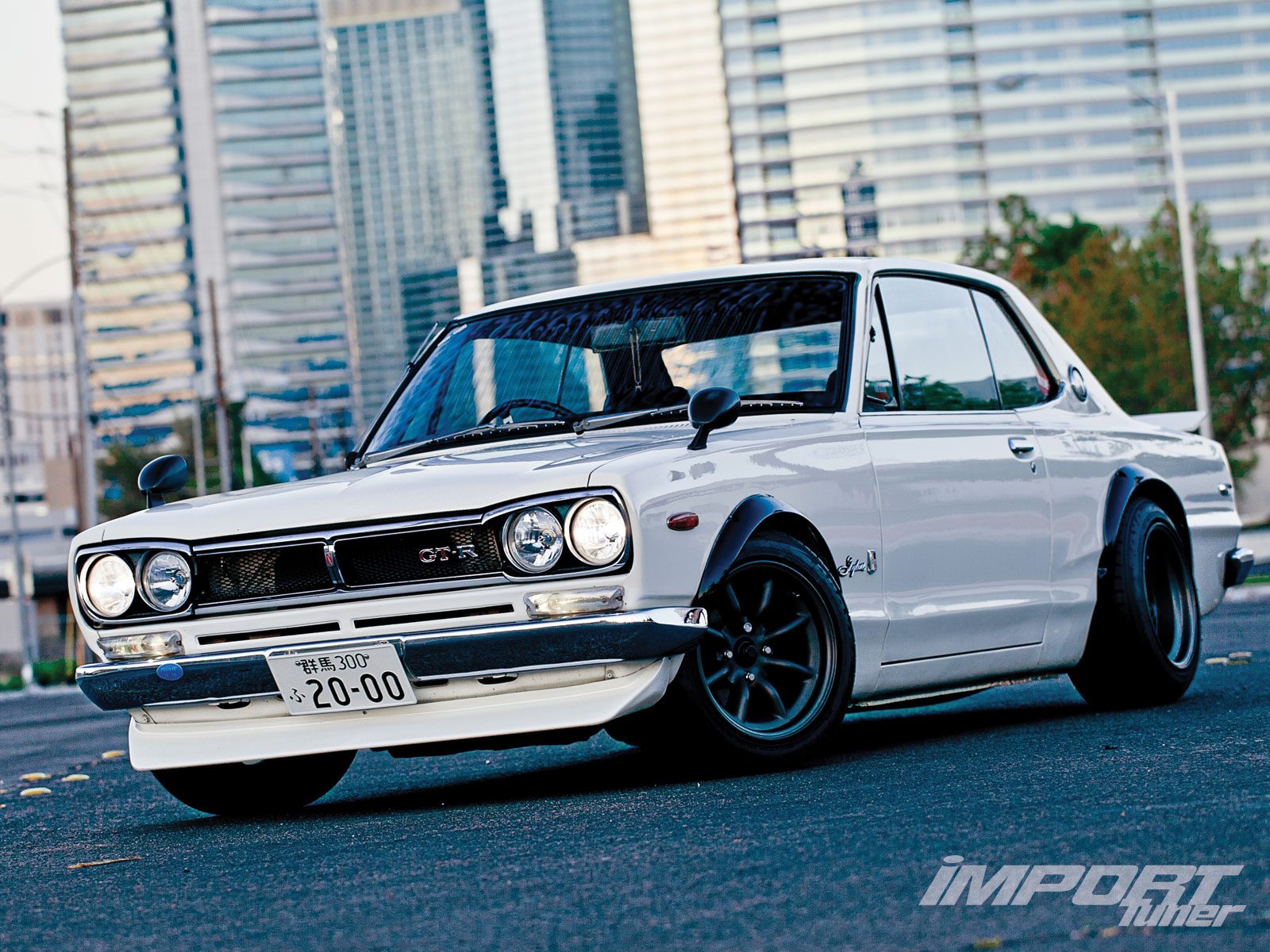 top-old-school-chassis-1972-nissan-skyline-hakosuka-headlights-12.jpg