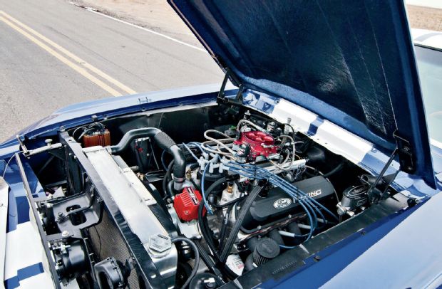 1967-ford-mustang-gt-500-clone-engine.jpg