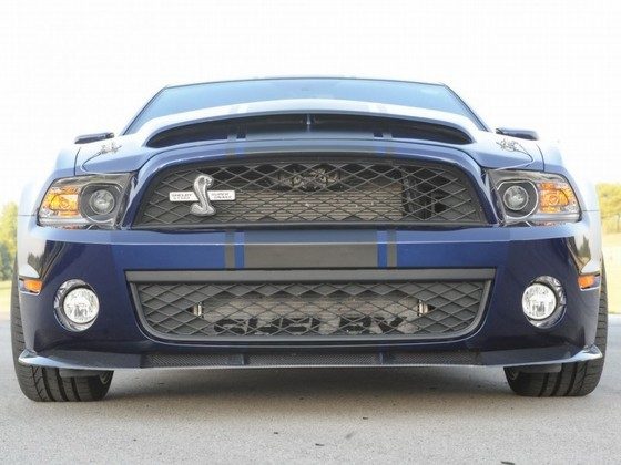 1961_2010-Ford-Shelby-GT500-Super-Snake-Front-View.jpg