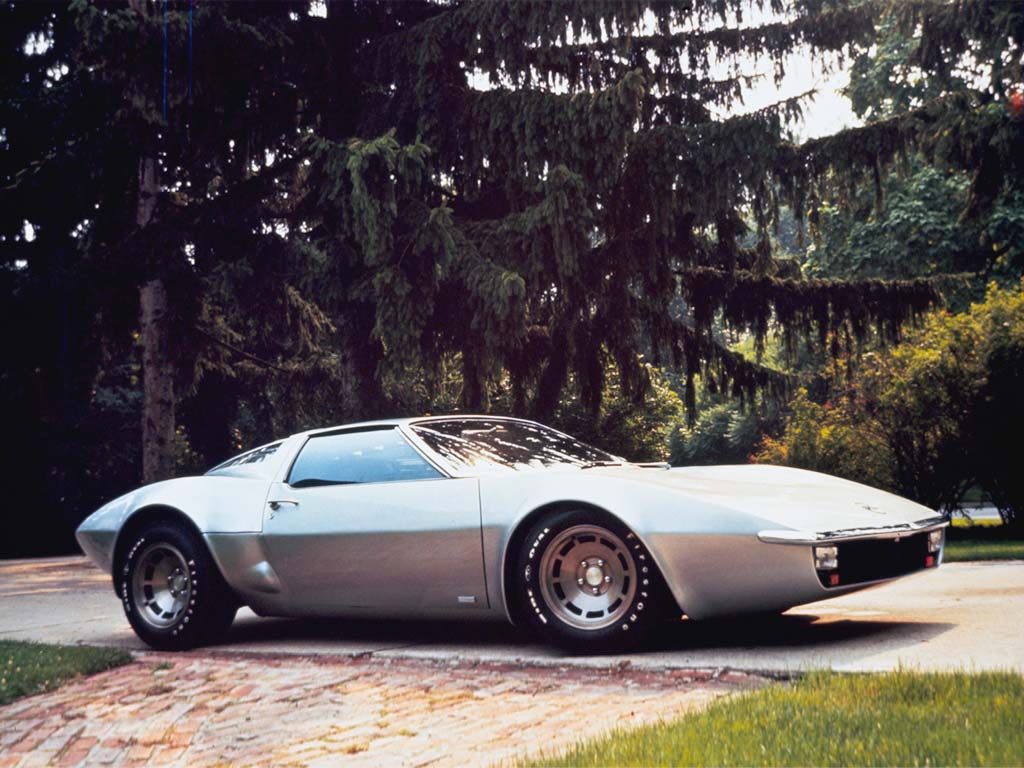 1970_chevrolet_corvette_xp-882_concept_01.jpg