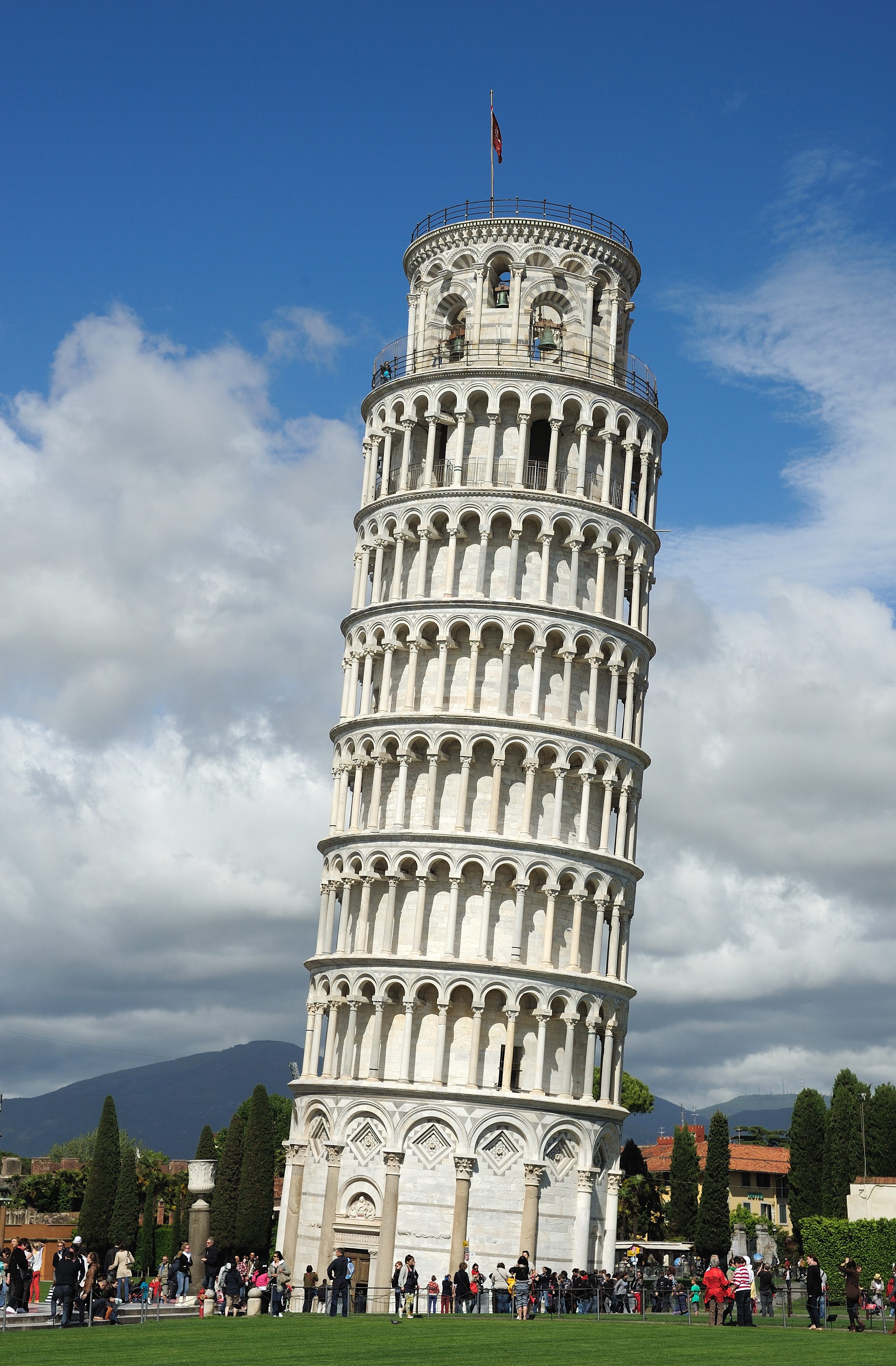 The_Leaning_Tower_of_Pisa_SB.jpeg