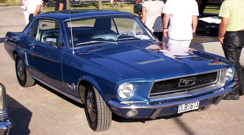 1968_Ford_Mustang_DLB614.jpg