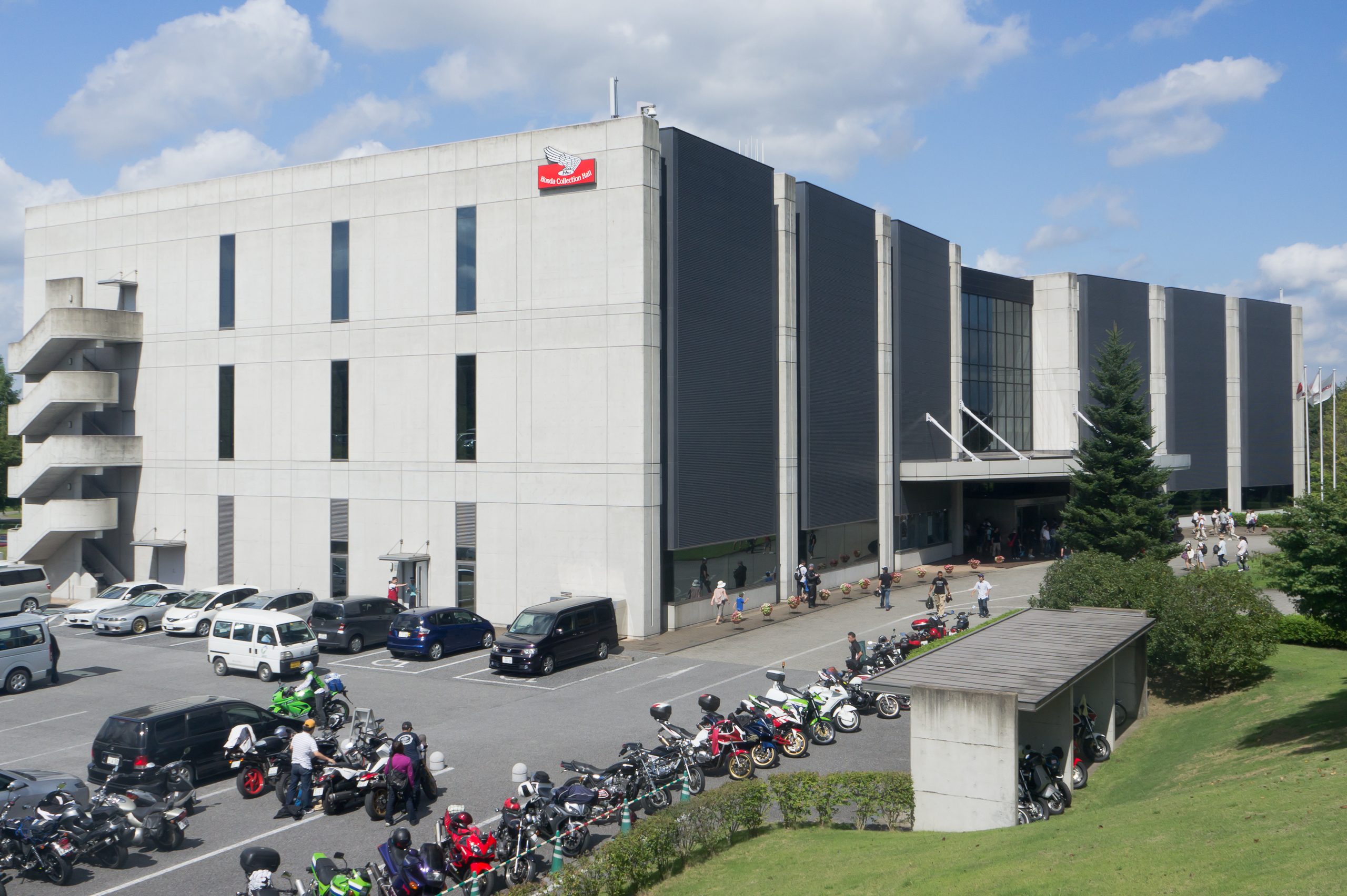 Honda_Collection_Hall_2011.jpg