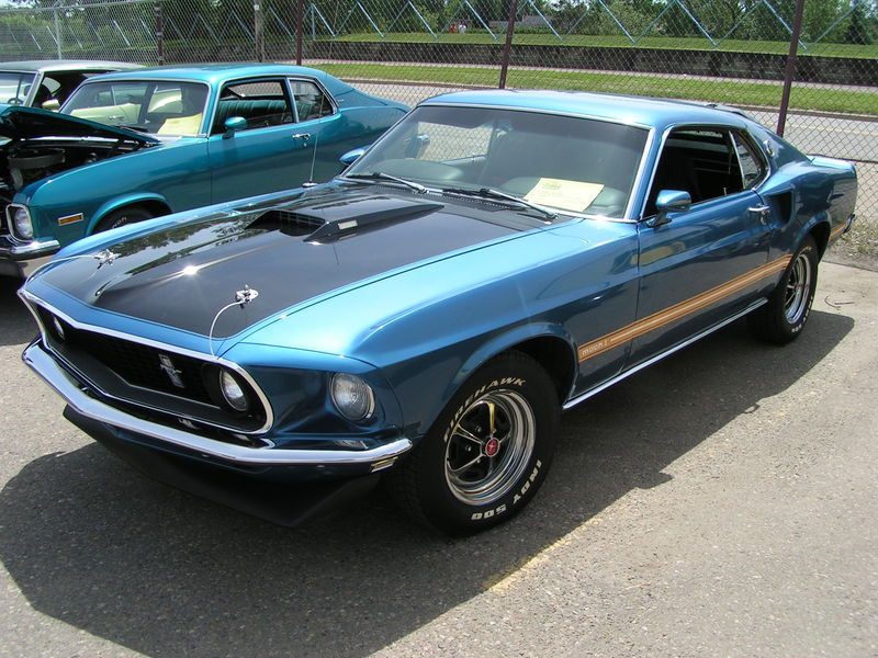 800px-1969_Ford_Mustang.jpg