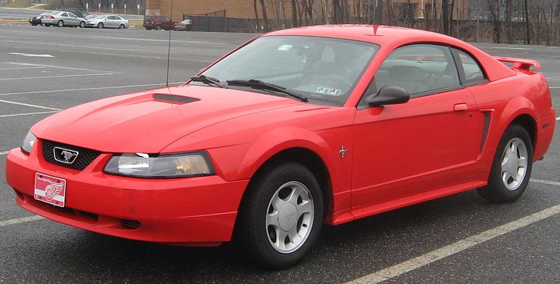 800px-1999-04_Ford_Mustang_coupe.jpg