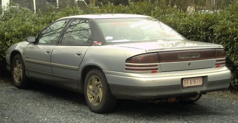 800px-Dodge_Intrepid_LB_1993-1997_19feb2007.jpg