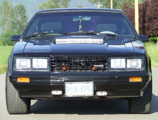 Black-1980_Ford_Mustang_Hatchback_Front_Photo.jpg