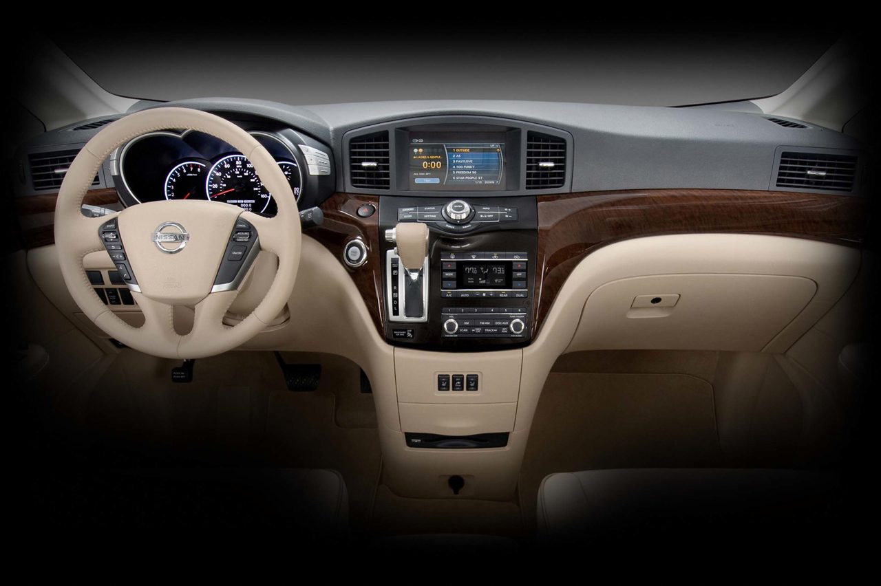 2011nissanquest05.jpg