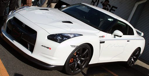 Mines_Nissan_GT_R_1.jpg