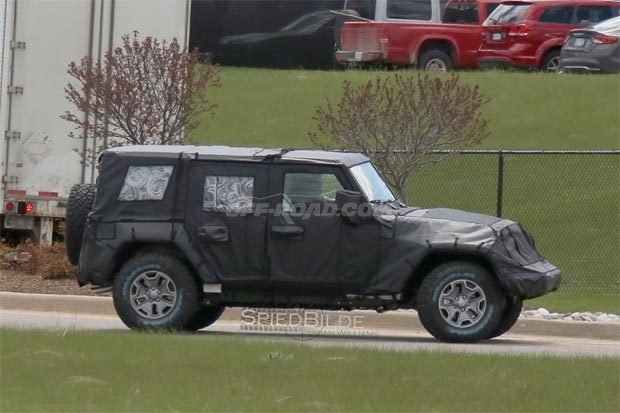 2-2018-Jeep-Wrangler-Prototype-5-3-16.jpg