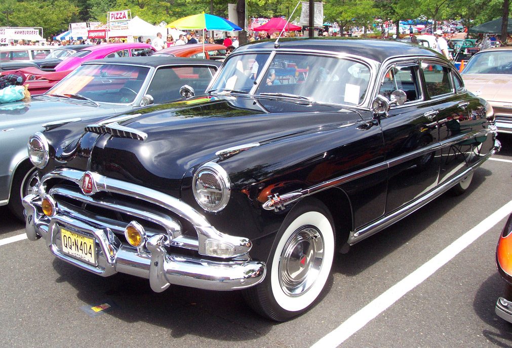 1953-Hudson-Hornet-black-le.jpg