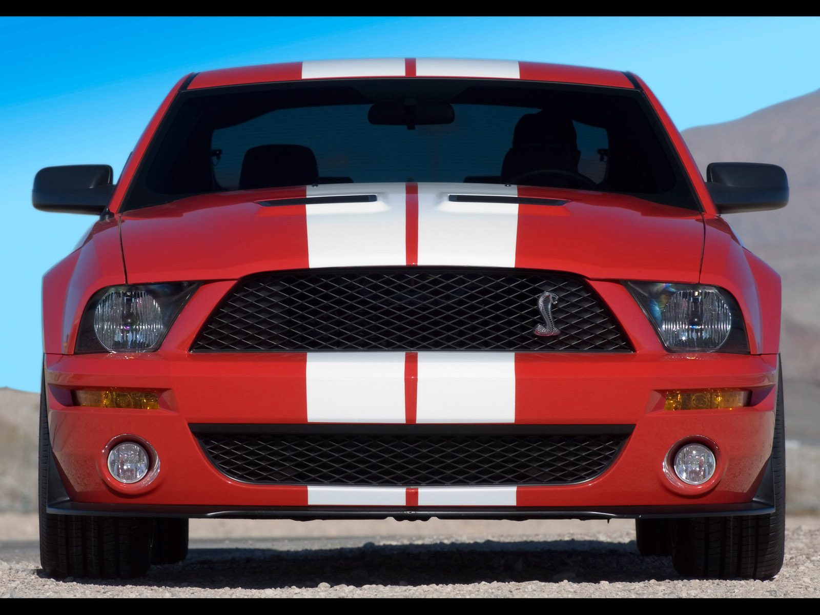 2007-Ford-Shelby-GT500-Production-Red-F-1600x1200.jpg