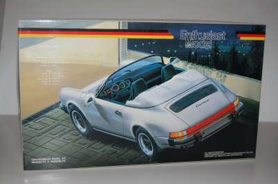 X_FUJIMI_Porsche_911_Carrera_SpeedSter-400.jpg