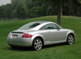 audi_tt_coupe_2000_04[1].jpg