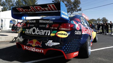 holden-commodore-v8-supercar-drift-car (1).jpg