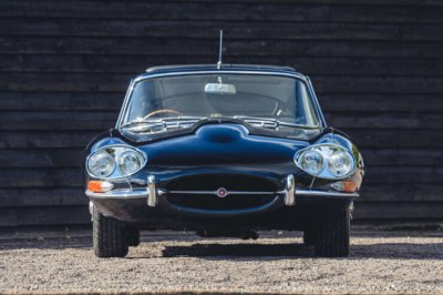 Quad-Headlight-Jaguar-E-Type-1-740x493.jpg