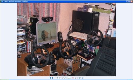 3 wheels.jpg