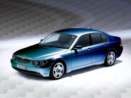 bmw7_4.jpg