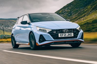 1-hyundai-i20-n-2021-rt-hero-front.jpg