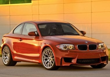 bmw-1m-coupe-is-more-expensive-now-than-in-2011-82874_1.jpg