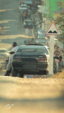 Peugeot 405 at Ilakaka.jpeg