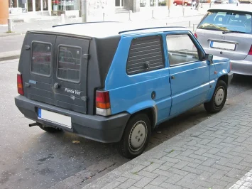 Fiat_panda_2_sst.webp