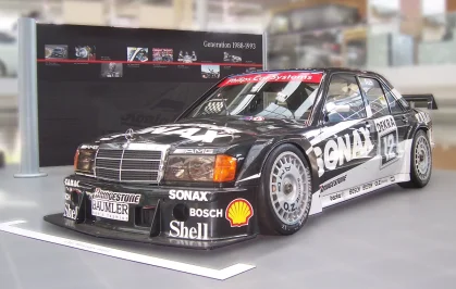 Mercedes-Benz_W201_Roland_Asch_DTM_1993.webp