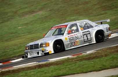 1993_MercedesBenz_190EClass11-770x504.webp