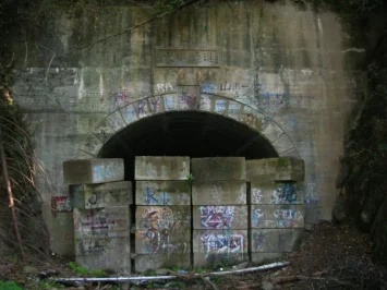 inunakitunnel01.webp