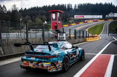 613a5d5f2542e_porsche_143816.webp