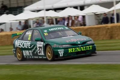 Renault-Laguna-ST-50609.webp