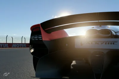 24 Heures du Mans Racing Circuit__7.webp