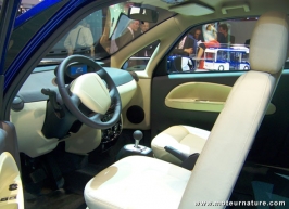 bollore-bluecar-03.jpg bollore-bluecar-03.jpg