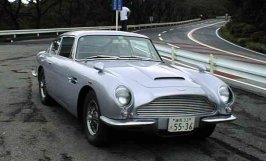 aston-martin-db6.jpg