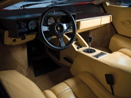 1985-lamborghini-countach-lp5000-s-quattrovalvole-7.jpg