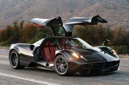 08-pagani-huarya-review-1.jpg