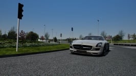 Screenshot_mercedes_sls_pudsey_21-9-2014-9-26-22.jpg